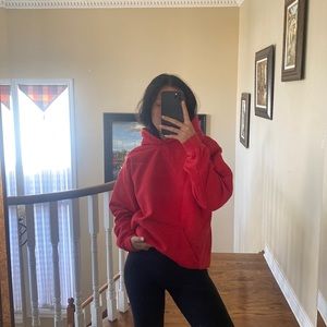 Gildan red sweater